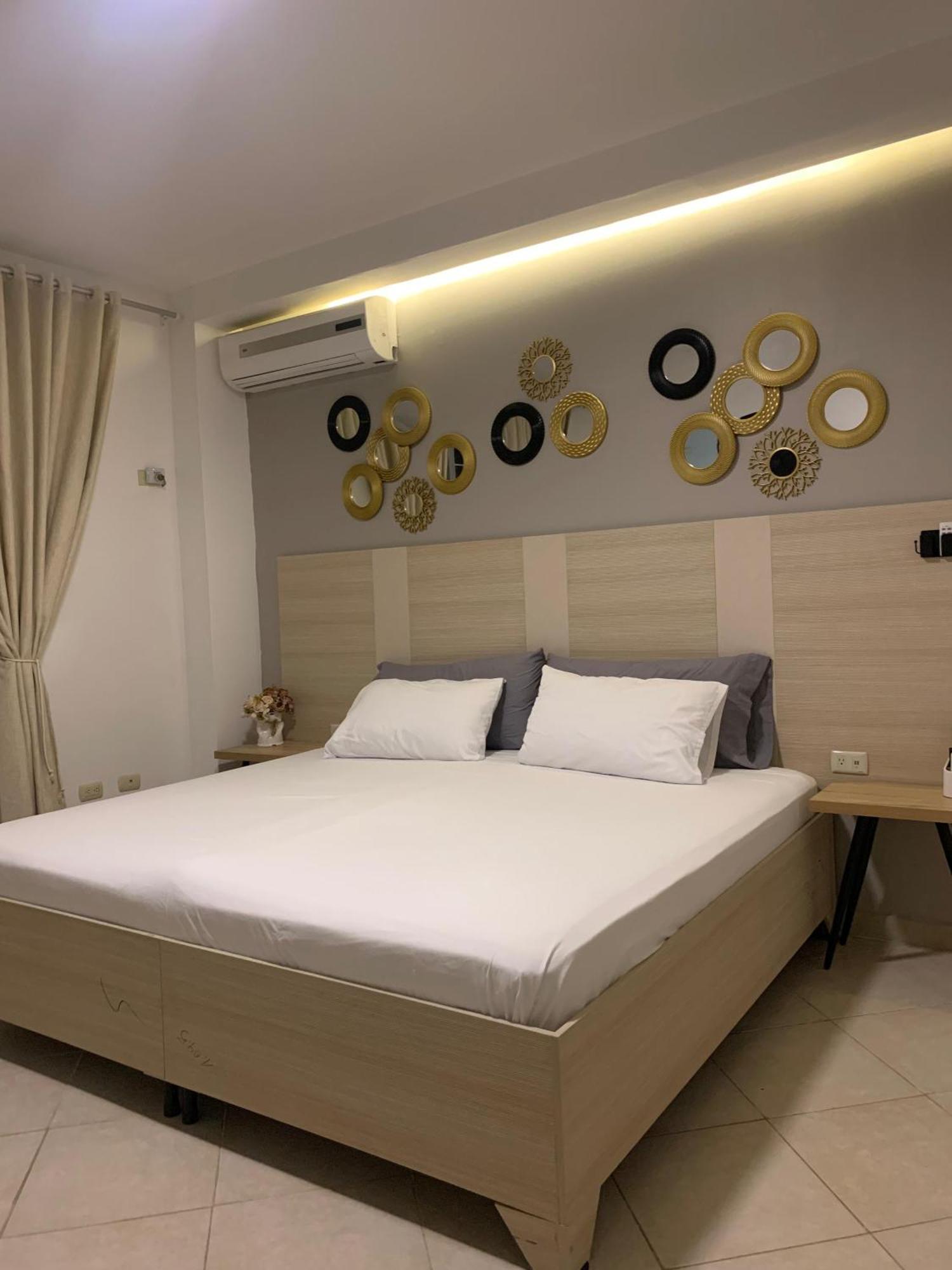 Los Soles Suite Mall Del Sol Guayaquil Airport المظهر الخارجي الصورة